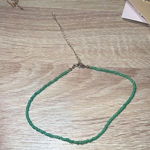 never worn chocker necklace